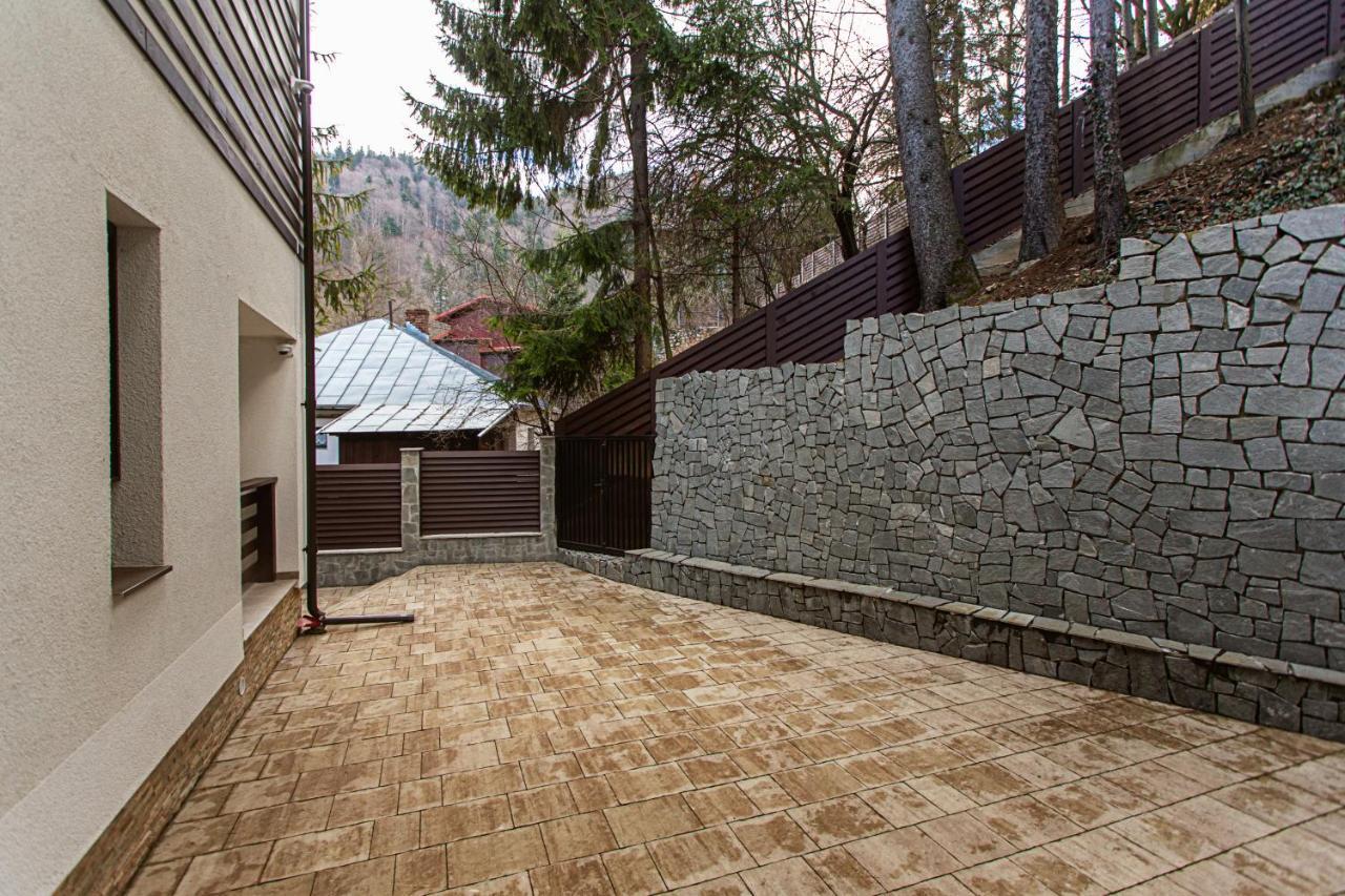 Vila Imperial Bed and Breakfast Sinaia Buitenkant foto